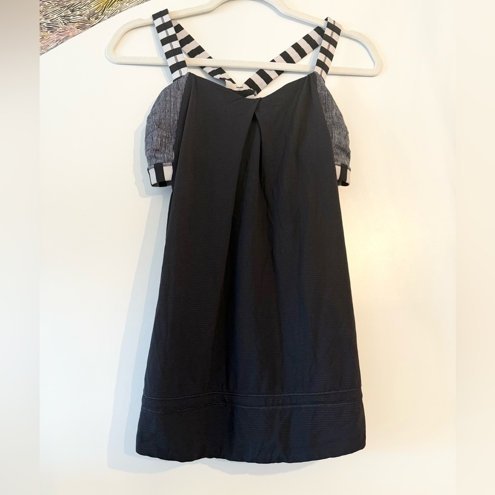 Lululemon Rest Less Tank Top Womens Black White Racerback Stretch Pullover Sz 6